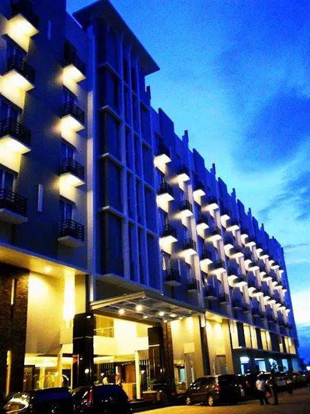 Orchardz Hotel Ayani Pontianak Exteriér fotografie