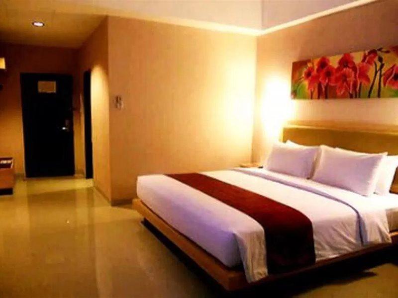 Orchardz Hotel Ayani Pontianak Exteriér fotografie