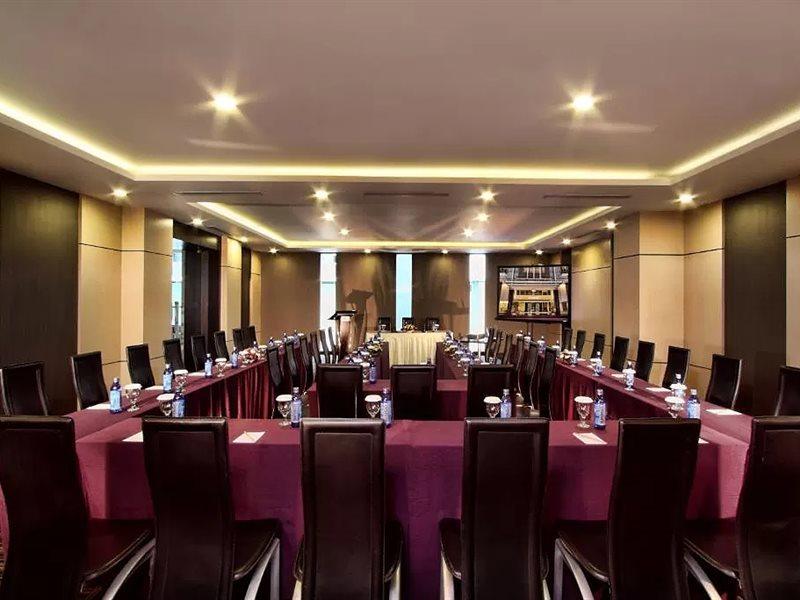 Orchardz Hotel Ayani Pontianak Exteriér fotografie