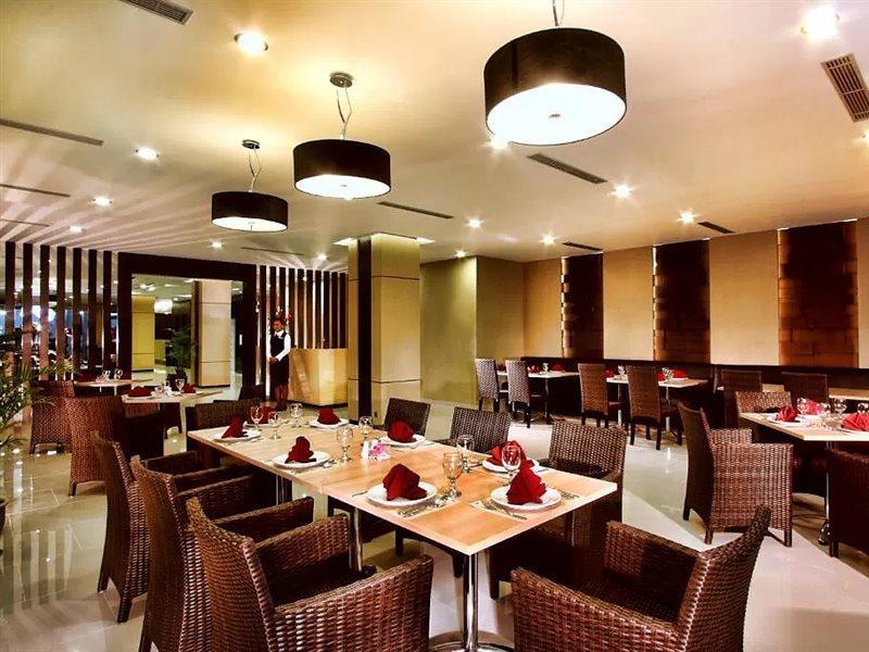 Orchardz Hotel Ayani Pontianak Exteriér fotografie