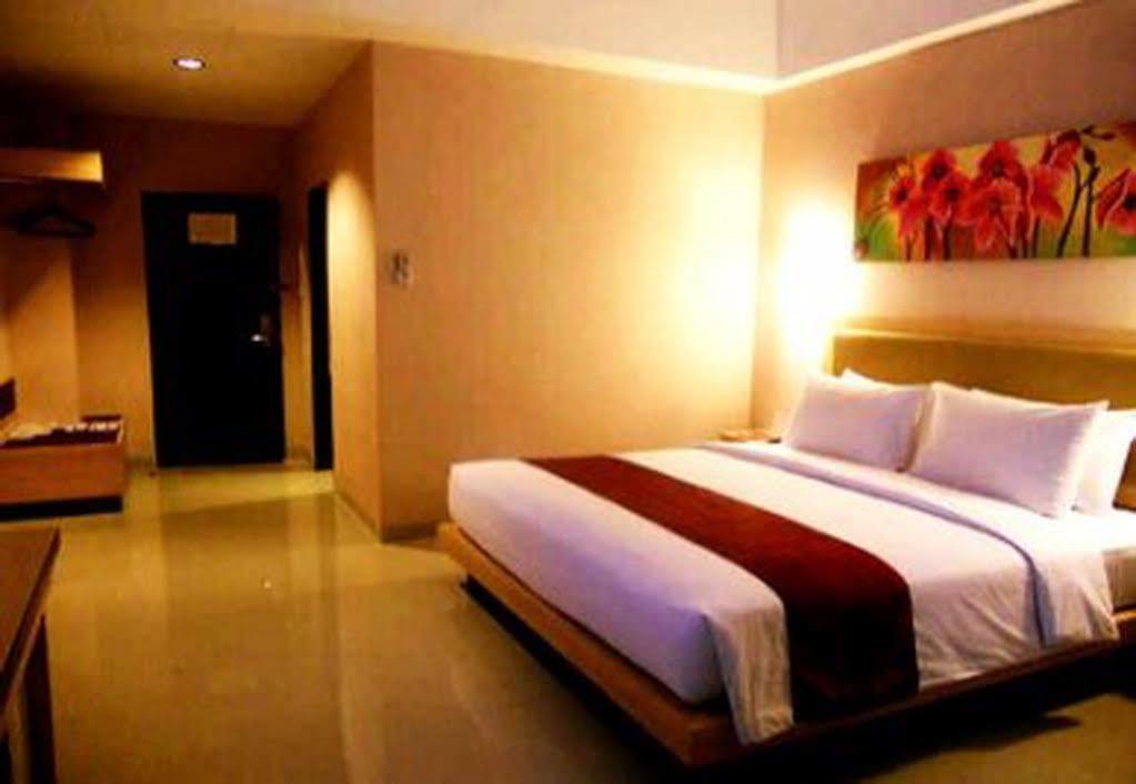 Orchardz Hotel Ayani Pontianak Exteriér fotografie