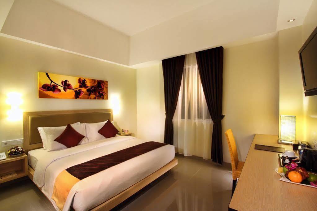 Orchardz Hotel Ayani Pontianak Exteriér fotografie