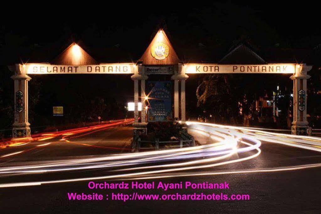 Orchardz Hotel Ayani Pontianak Exteriér fotografie